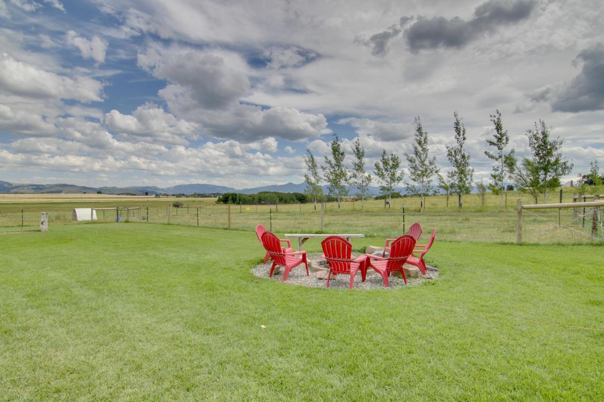 Bozeman Home On 11 Acres With Mountain Views! エクステリア 写真