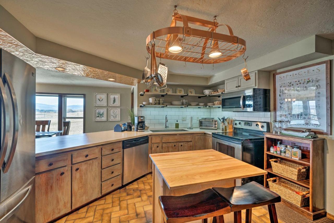 Bozeman Home On 11 Acres With Mountain Views! エクステリア 写真